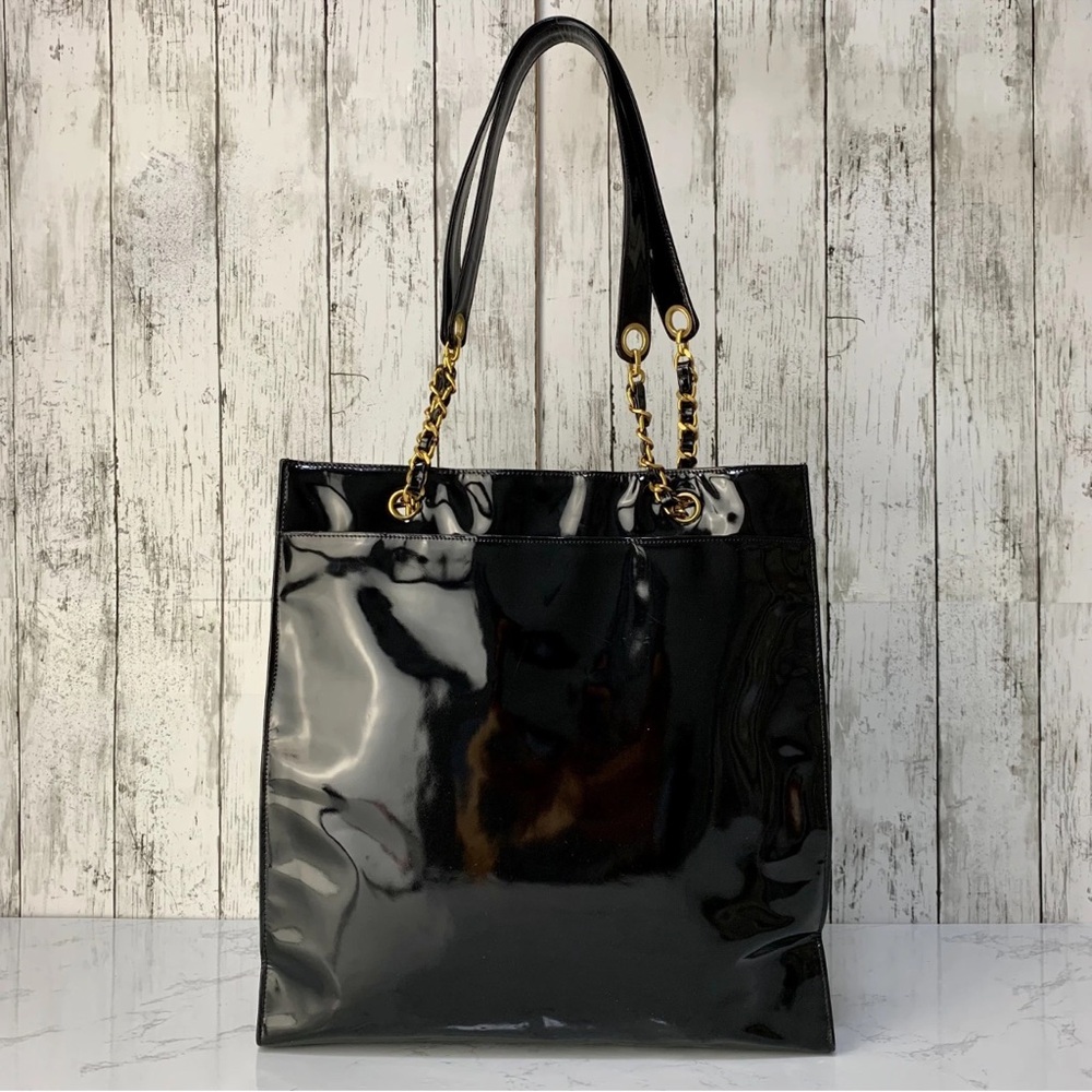 CHANEL CC Logo Enamel Patent Leather Chain Tote bag Black Gold【Condition:S】Good - Picture 15 of 17